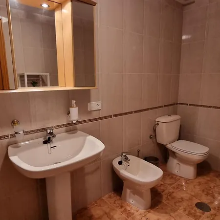 Будинок відпочинку Apartment-sleeps5-parking-petfriendly Саншеншо