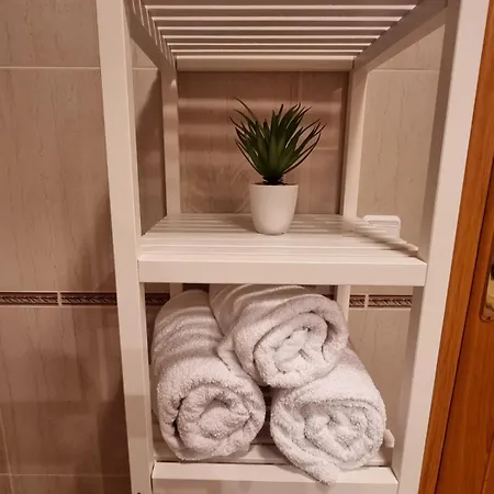 Apartment-sleeps5-parking-petfriendly Будинок відпочинку *